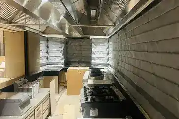 Accordion Automatic fire curtain for malls and commercial buildings